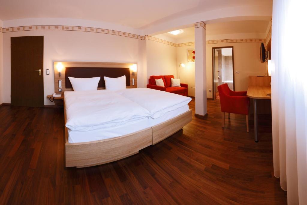 Hotel Fortuna Kirchzarten Pokój zdjęcie